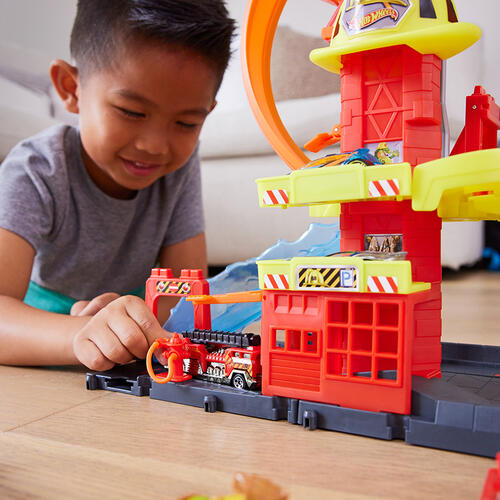 Hot Wheels Super Loop Fire Station Toysrus Malaysia Official Website 